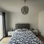 Greta\'S Self-Check In Apartment